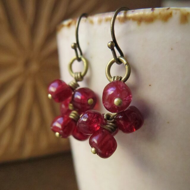 アンティーク　金赤　シードビーズ　ピアス＆イヤリング 　百世 momotose（西）