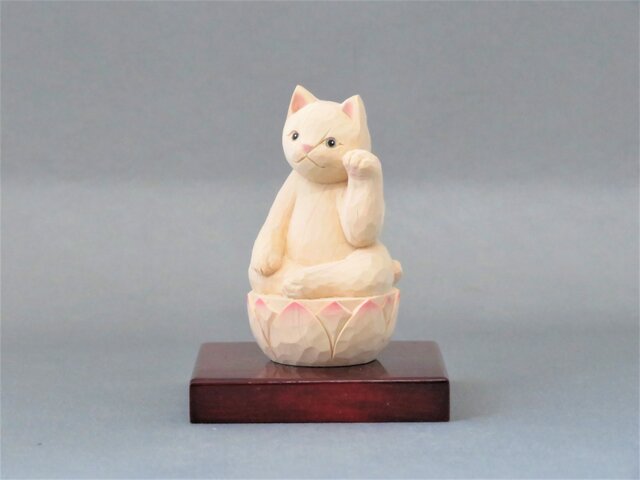 木彫り 左手で招き猫 猫仏2004 | iichi 日々の暮らしを心地よく