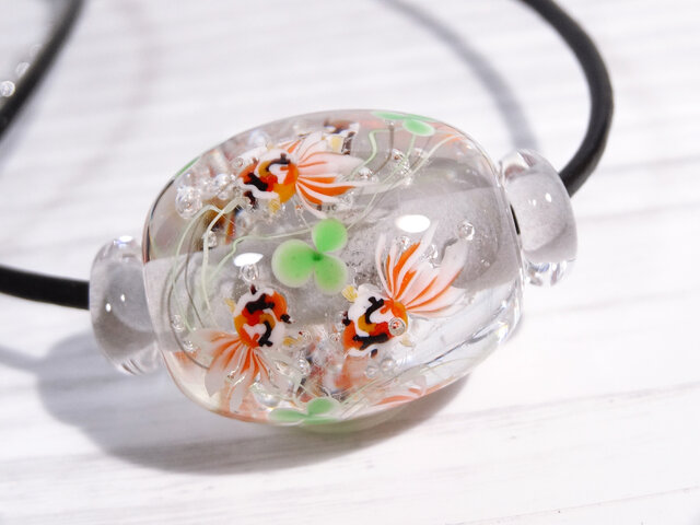 金魚のとんぼ玉(ガラス玉)の画像1枚目