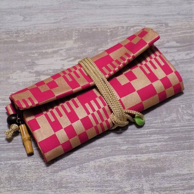 道中財布　ロールバッグ　オックス濃いピンク製　「市松　中色」