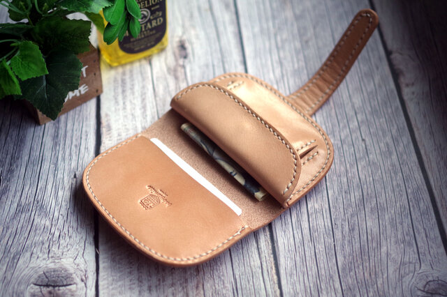 【一点物】薄くて小さい長財布　| ハンドメイド 手染め 手縫い 一点物】薄くて小さい長財布 | ハンドメイド 手染め 手縫い