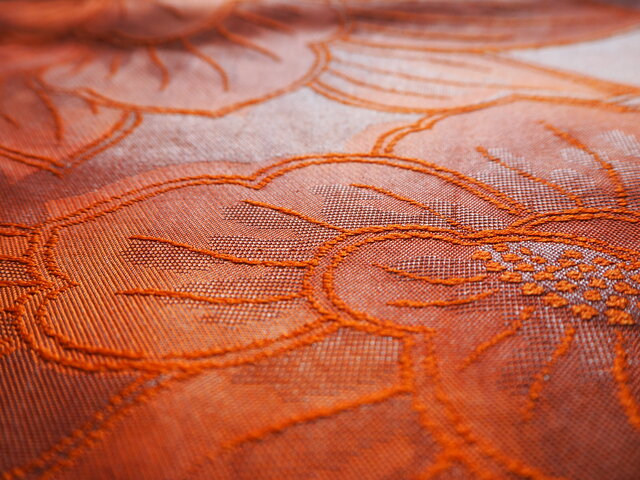 着物リメイクポーチ ‐紅樺‐ | iichi 日々の暮らしを心地よくする