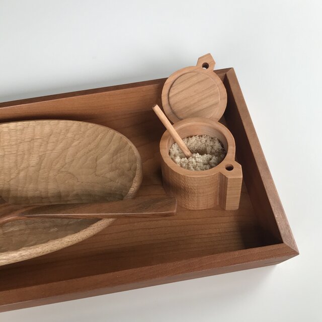 受注制作 チェリーの鋸目の調味料入れ スプーン付き スパイス 砂糖壺 シュガーポット 蓋物の画像1枚目