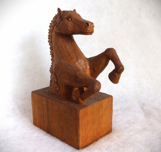 ☆炎の馬☆木彫り置物☆送料無料☆ | iichi 日々の暮らしを心地よく