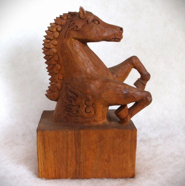 ☆炎の馬☆木彫り置物☆送料無料☆ | iichi 日々の暮らしを心地よく