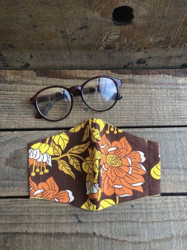 大人女子用＊Mサイズ＊ビンテージ生地＊レトロ花柄＊立体マスク37