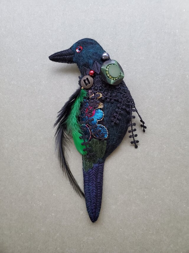 IRODORI AZ brooch(ミドリカラス)