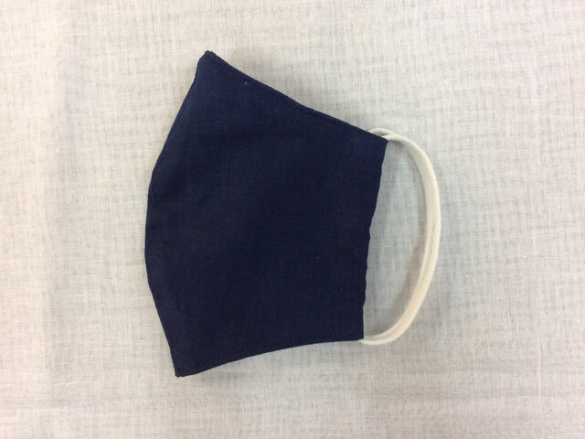 天然藍染立体マスク(耳掛けゴムタイプ)の画像1枚目