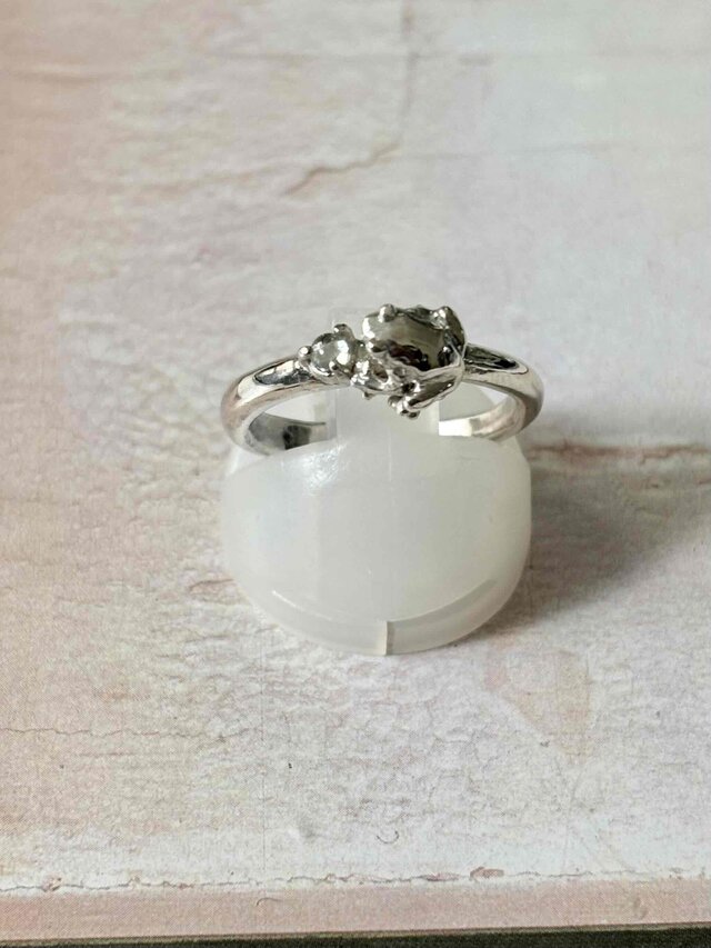 カエル シルバー925リング アクアマリン silver 3月のカエル アクアマリンと小さなカエルの指輪 | iichi 日々の暮らし