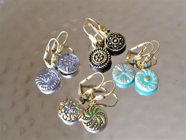 ヴィンテージガラスボタン ピアス vintage btn earrings <PE8-0420>の画像1枚目