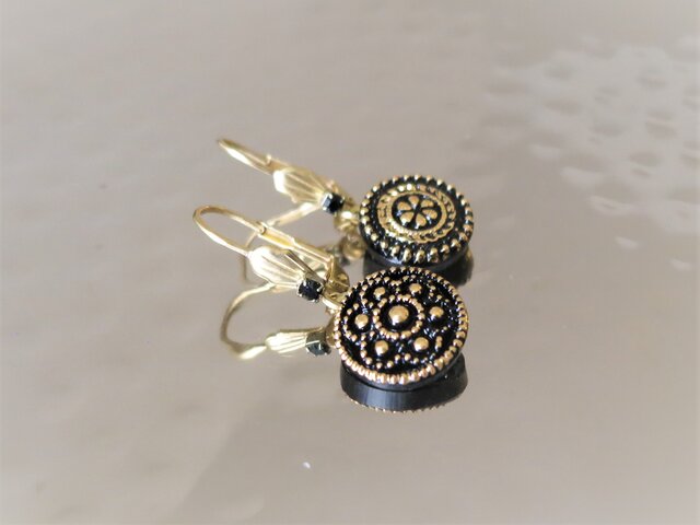 ヴィンテージガラスボタン ピアス vintage btn earrings <PE7-0420>の画像1枚目