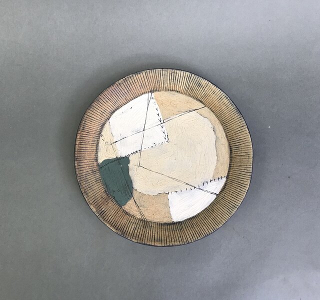 化粧掻き落とし文様 皿116の画像1枚目