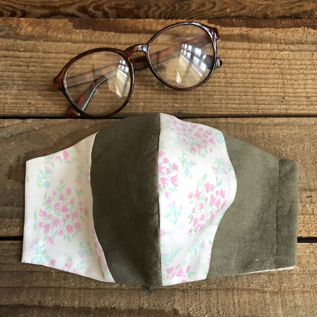 大人女子用＊Mサイズ＊大人女子用＊Mサイズ＊松葉色（まつばいろ）小花＊リネンさらし＊立体マスク49