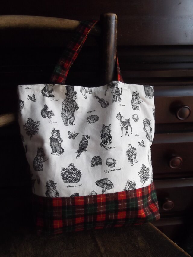 メルヘン猫のトートバッグ