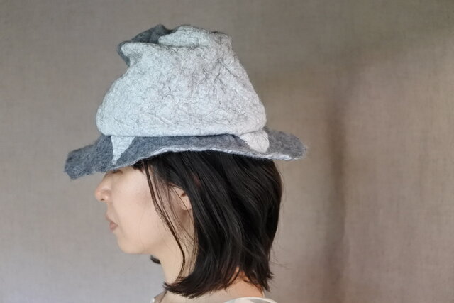 wool と cottonでつくられた春夏のハット 12.の画像1枚目