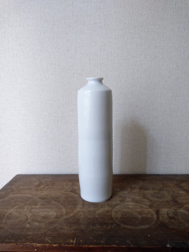 花器 白磁の画像1枚目