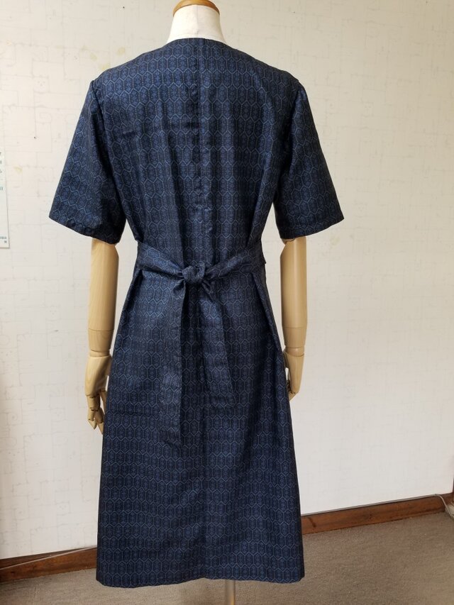 大島紬リメイク 前開きタックワンピース | iichi 日々の暮らしを