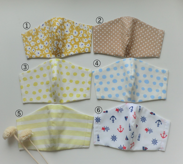 子供のやわらか立体マスク(各600円)の画像1枚目