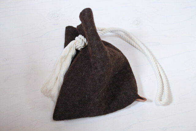 wool と cottonでつくられた 3way テトラbag 2.の画像1枚目