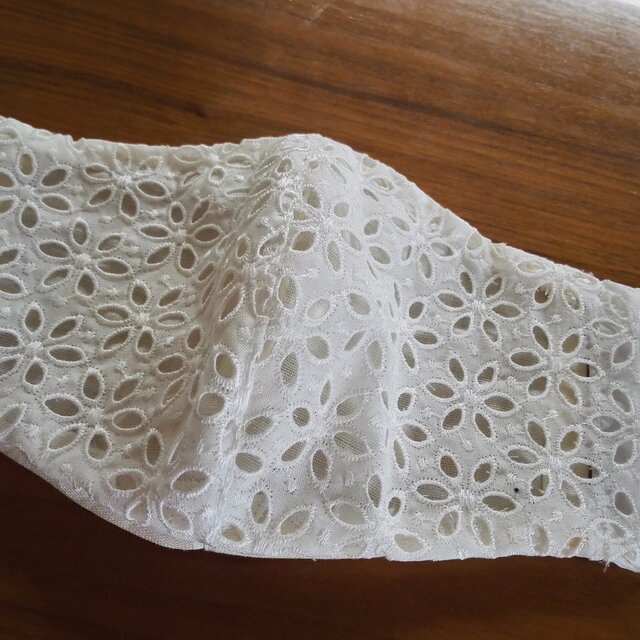 涼しいレースのマスク(ノーズワイヤー&フィルターポッケ付)