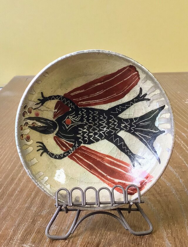 コロナ撃退　アマビエ　小皿　銀彩　スタンド付き