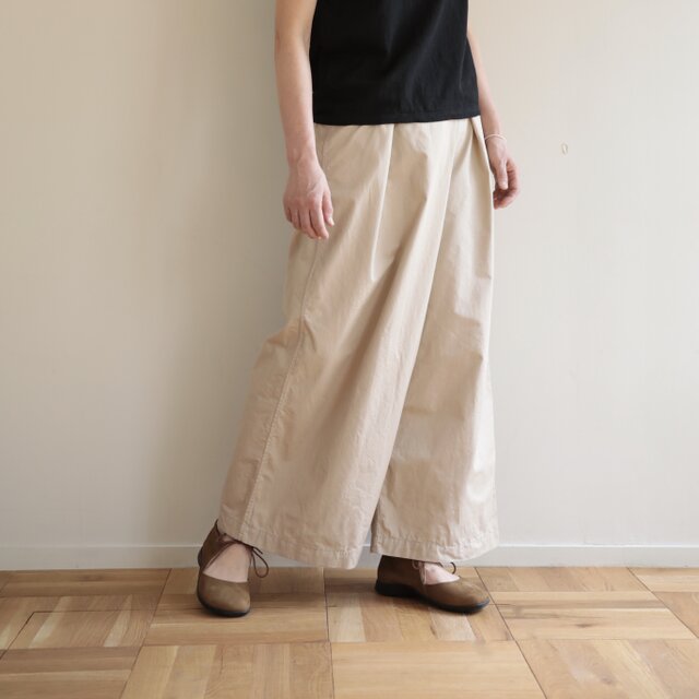 shiki pants / light beigeの画像1枚目