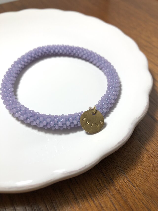 クロッシェブレスレット ふじいろの画像1枚目