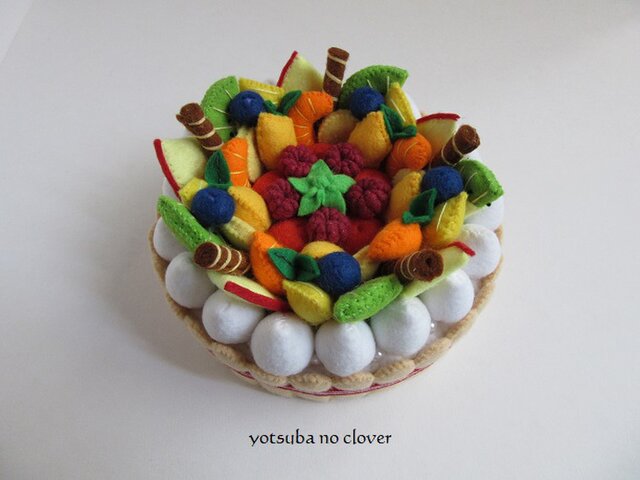Sale 直径13 フルーツとスティックチョコのケーキ Iichi ハンドメイド クラフト作品 手仕事品の通販