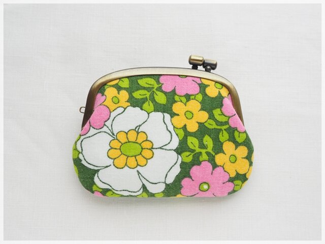 ■ヴィンテージ生地の横ひねりがま口コインケース / 花柄グリーン ■ panier(vf-gwop)の画像1枚目