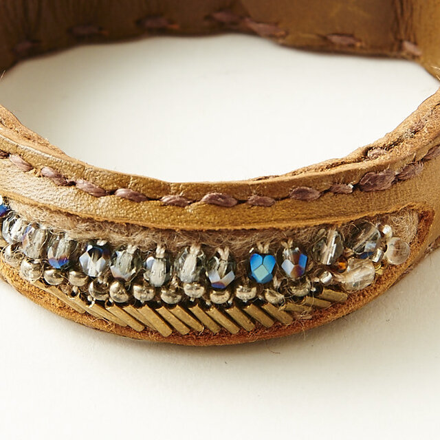 【feather】 Leather Bangleの画像1枚目
