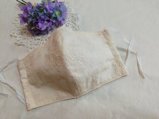 ★豪華レースマスク・一点物★大人サイズ立体マスク★の画像1枚目