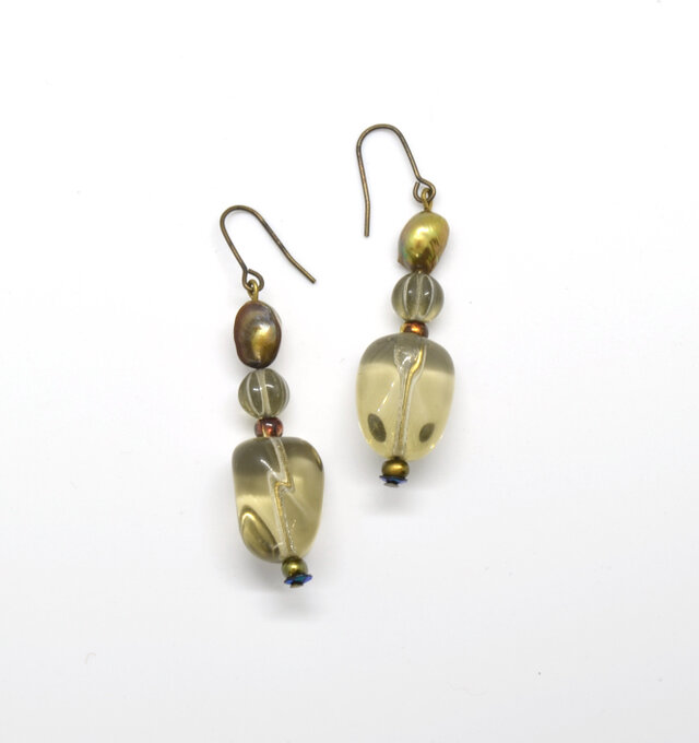 【water drop】 チェコビーズ × パール ピアス の画像1枚目