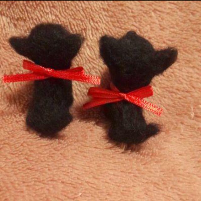 受注製作〕羊毛フェルト 黒猫ちゃん | iichi 日々の暮らしを心地よく