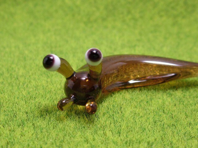 ガラスの造形・なめくじ・・・。の画像1枚目