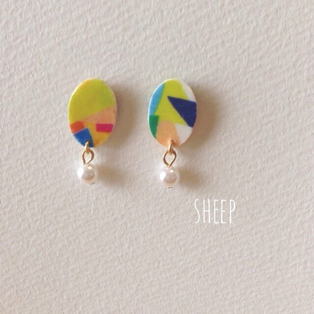 kamiシリーズ カラフル×パール (ピアス・イヤリング)の画像1枚目