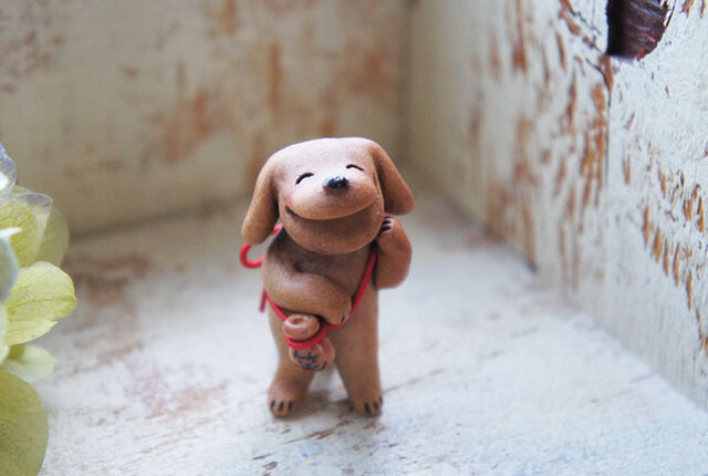 陶器の笑う犬 茶 小 A Iichi ハンドメイド クラフト作品 手仕事品の通販