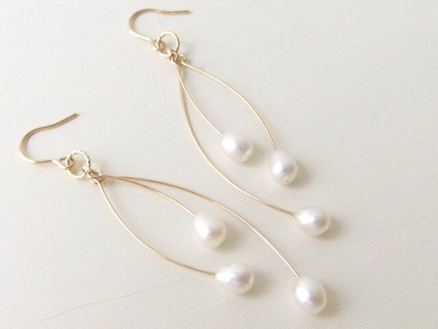 淡水パールスイングピアス(14kgf)の画像1枚目