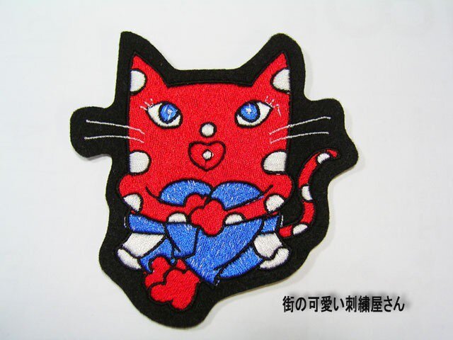 アップリケ 刺繍ワッペン 可愛い猫 アイロン接着可 青色 Iichi ハンドメイド クラフト作品 手仕事品の通販