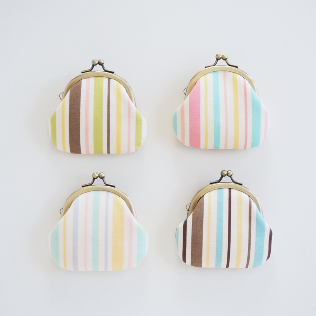 ■くし型がま口コインケース / マルチストライプ■ larmes(mtst)