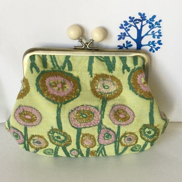 ミナペルホネン path　木玉がま口ふっくらポーチ