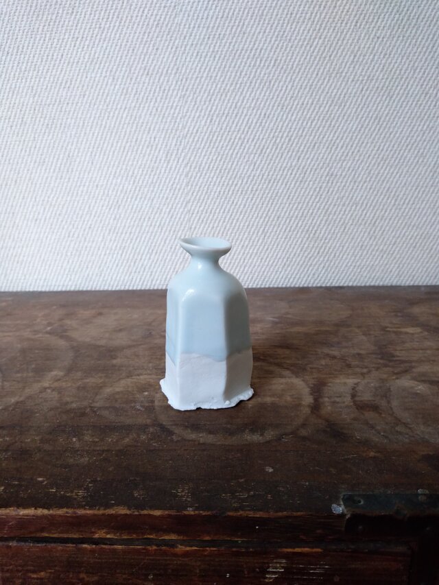 一輪挿しの画像1枚目