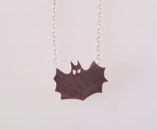 BAT silver pendant コウモリの画像1枚目