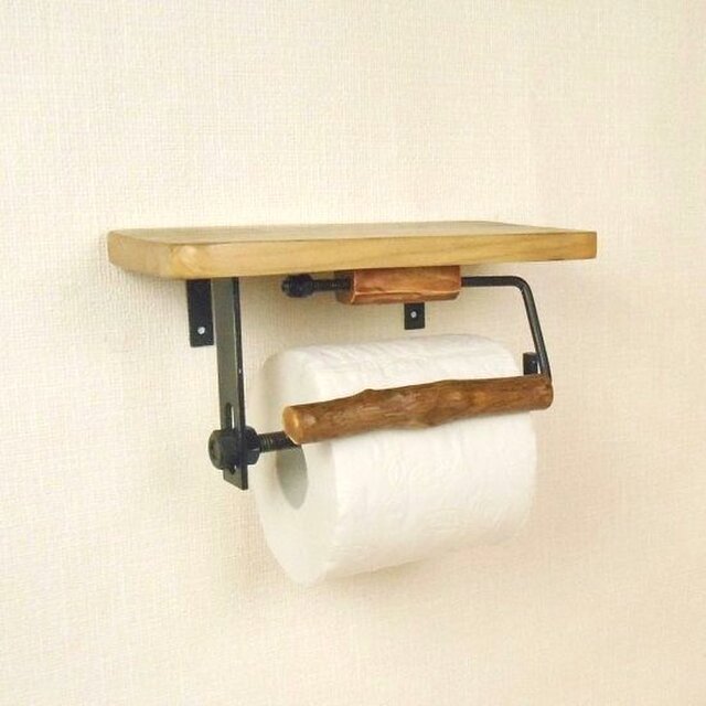 温泉流木 ワイルド系がっちり金具の押さえ付きトイレットペーパーホルダー001薄型棚台と茶色の押さえ 流木インテリア Iichi ハンドメイド クラフト作品 手仕事品の通販