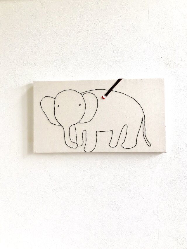 ファブリックパネル 象の塗り絵の画像1枚目