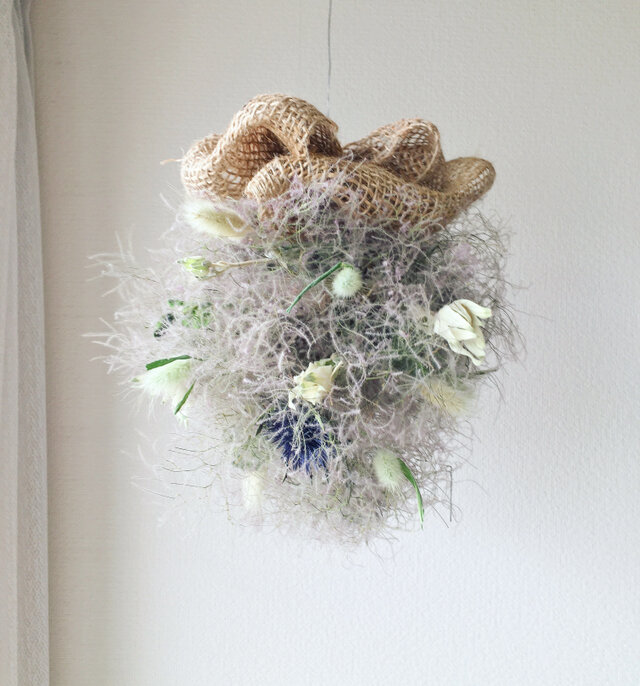 スモークツリーのフライングフラワーボールc ※ラッピングは別途