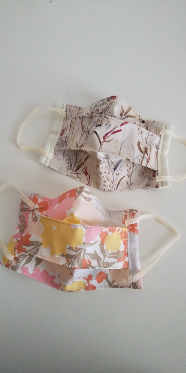 マスク 2枚セット ART GALLERY FABRICS & moda【コットン&ダブルガーゼ】の画像1枚目