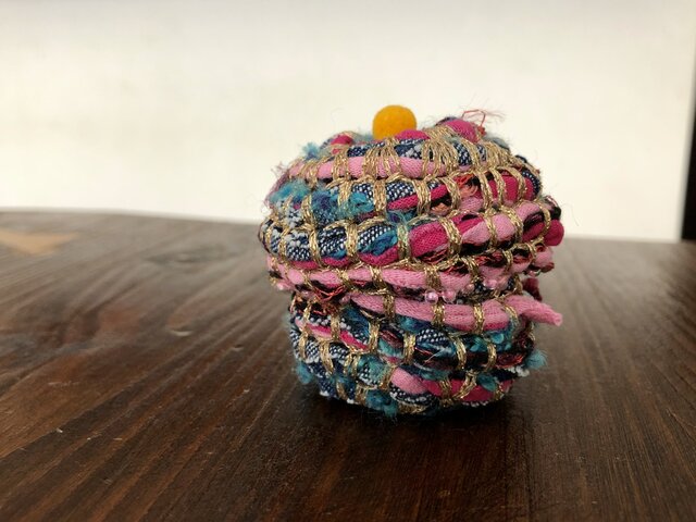 モロッコ製 ハンドメイド アンティーク フタ付き 小物入れ モロッコ編み 蓋付小物入れ A | iichi 日々の暮らしを心地よく