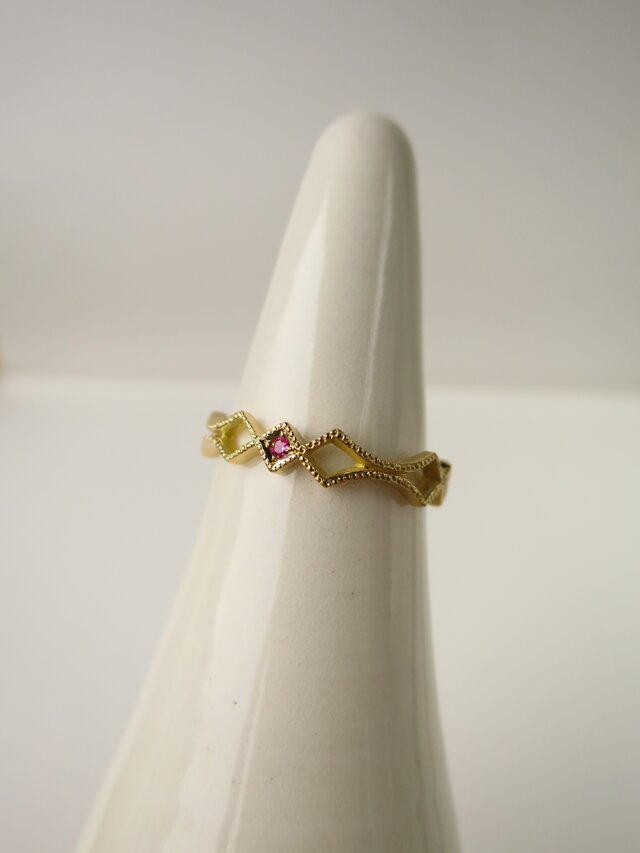 K18 Pink sapphire Sword Ringの画像1枚目