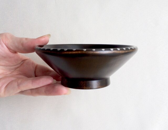 黒摺り漆の小鉢〈銀ドット〉漆器 | iichi 日々の暮らしを