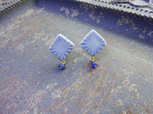 彫モヨウのソーダライトpierce/earringの画像1枚目